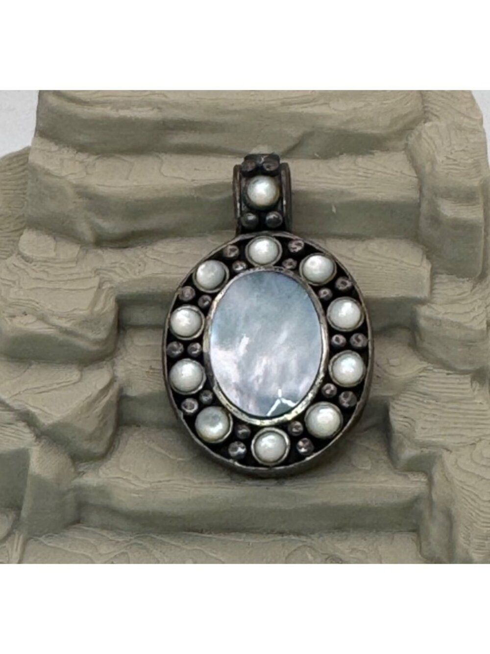 Oval Mother Of Pearl Pendant Sterling Silver Mop Vintage NF Chapel Zenray 2"
